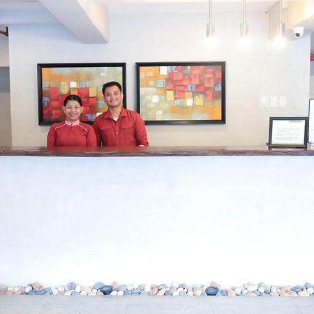 Ialodge Ormoc Exteriör bild